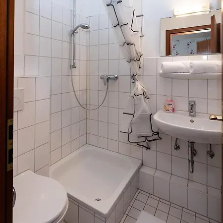 Apartment Quartier No 6 12